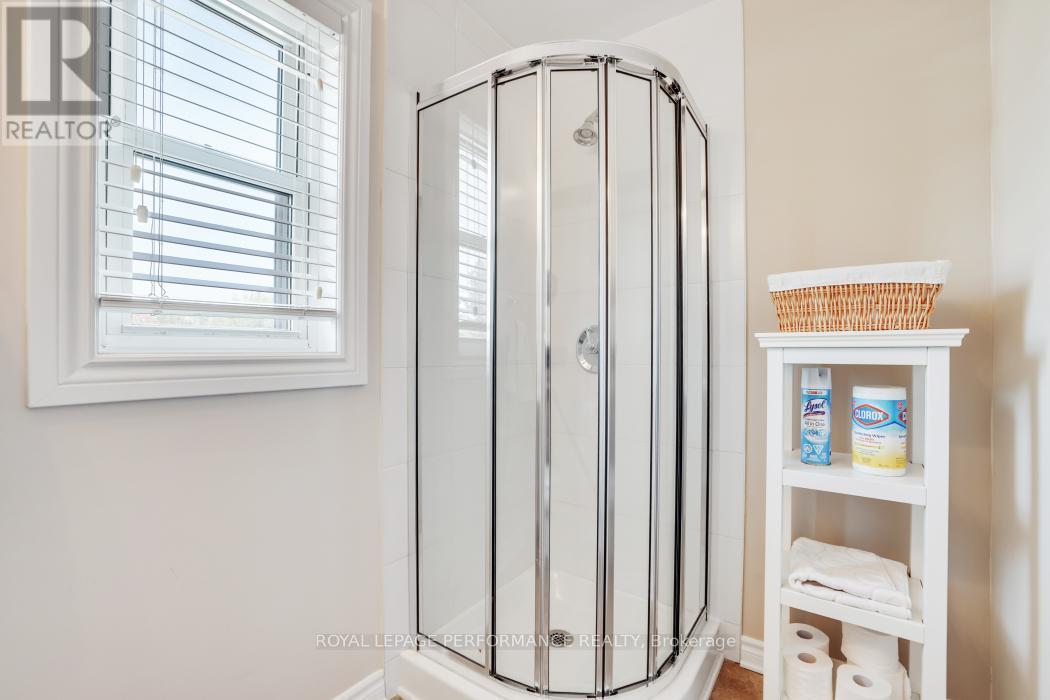 2002 Carp Road, Ottawa, ON