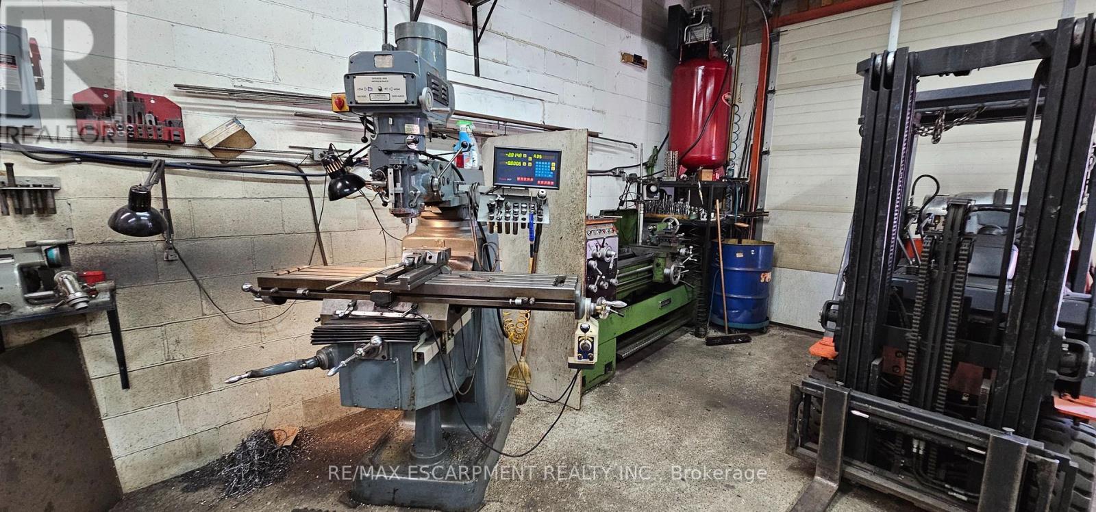 3 - 1075 Westport Crescent, Mississauga, ON