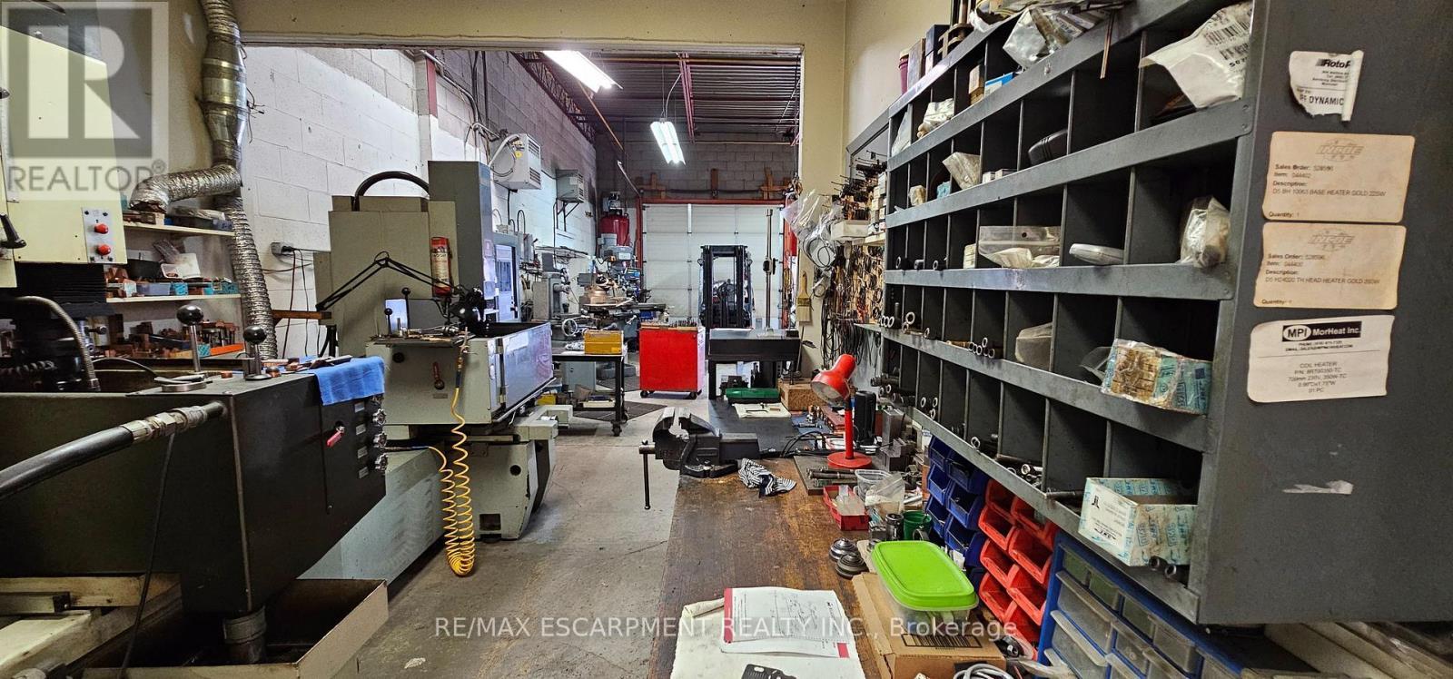 3 - 1075 Westport Crescent, Mississauga, ON