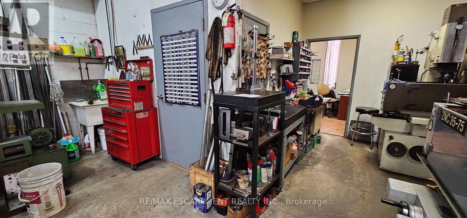 3 - 1075 Westport Crescent, Mississauga, ON