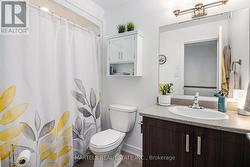 Main full 4 pieces bathroom & ceramic -