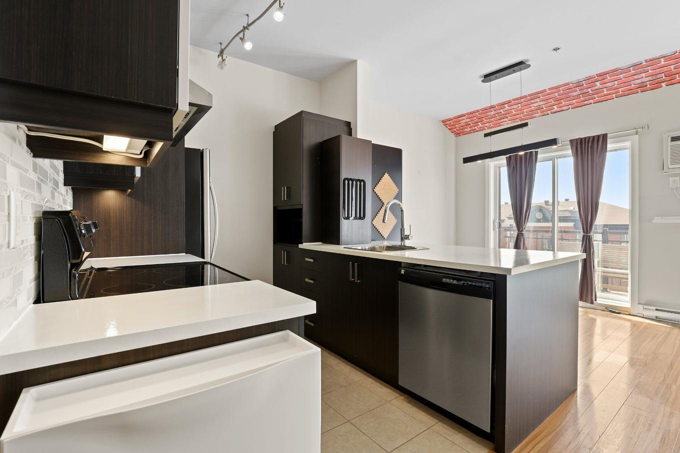 Kitchen - 414-200 Av. Du Golf, La Prairie, QC - Indoor Photo Showing Kitchen