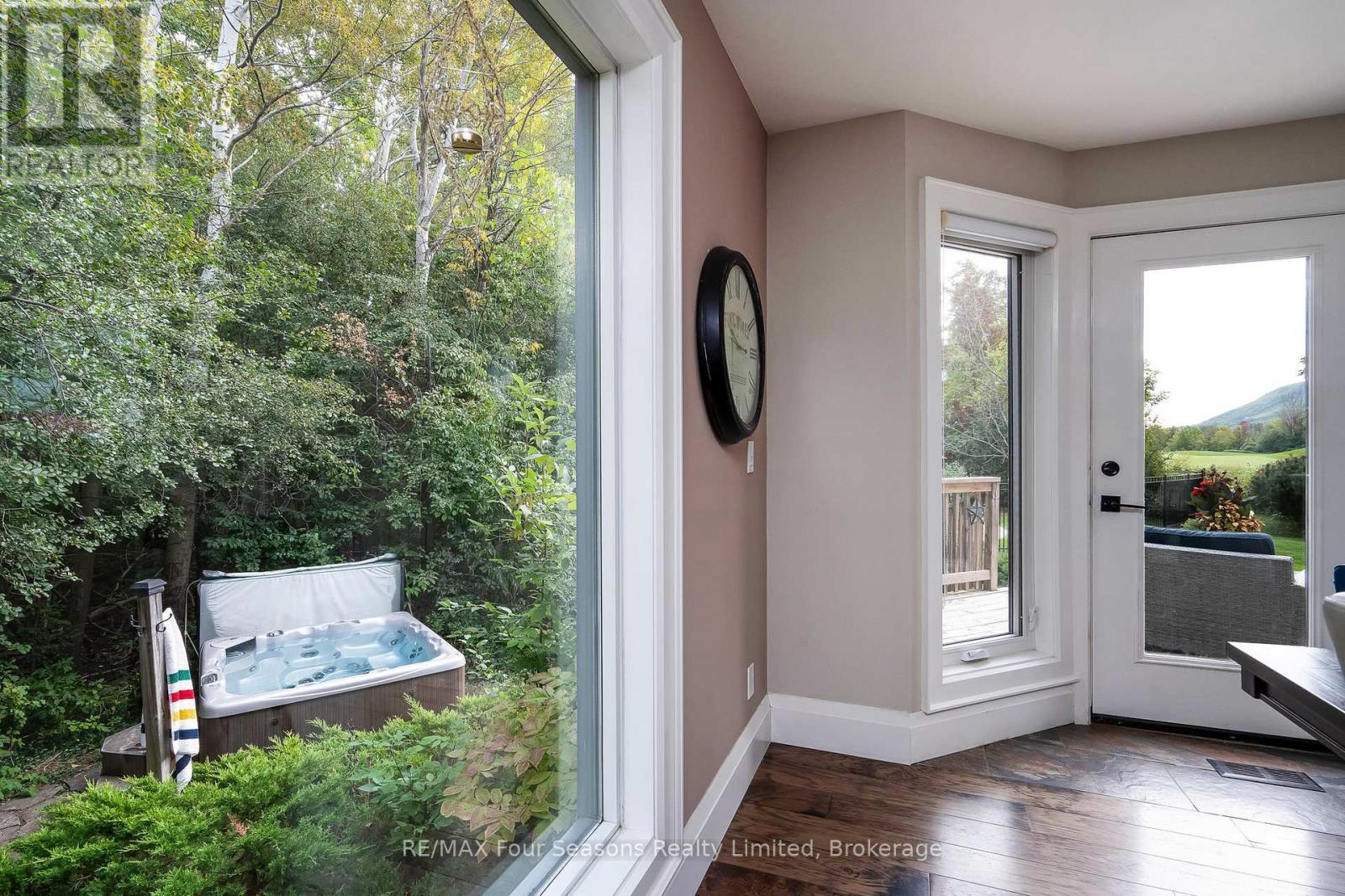 159 Indian Circle, Blue Mountains, ON - Photo Showing Other Room