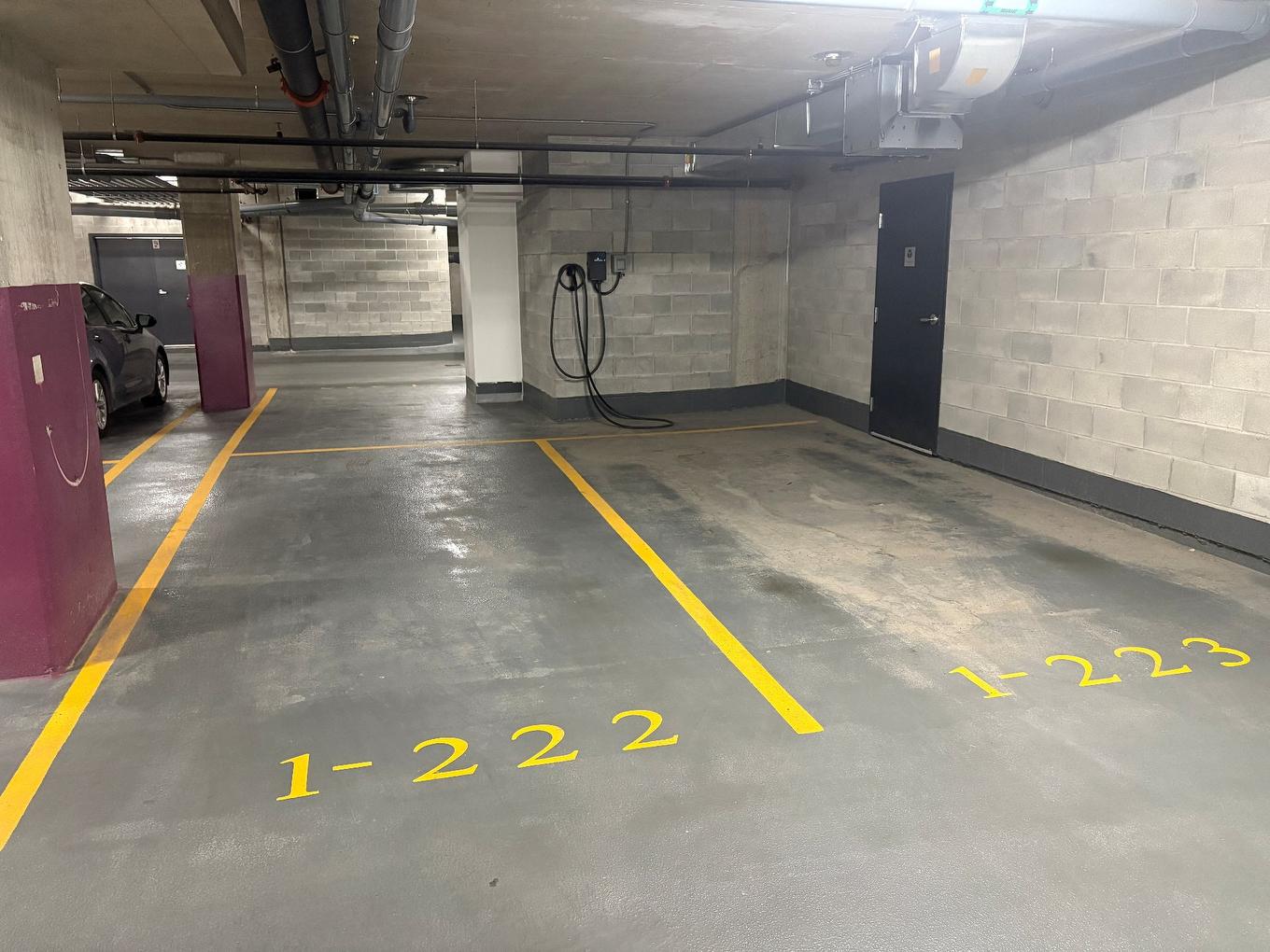 Parking - 1602-5505 Boul. Du Quartier, Brossard, QC - Indoor Photo Showing Garage