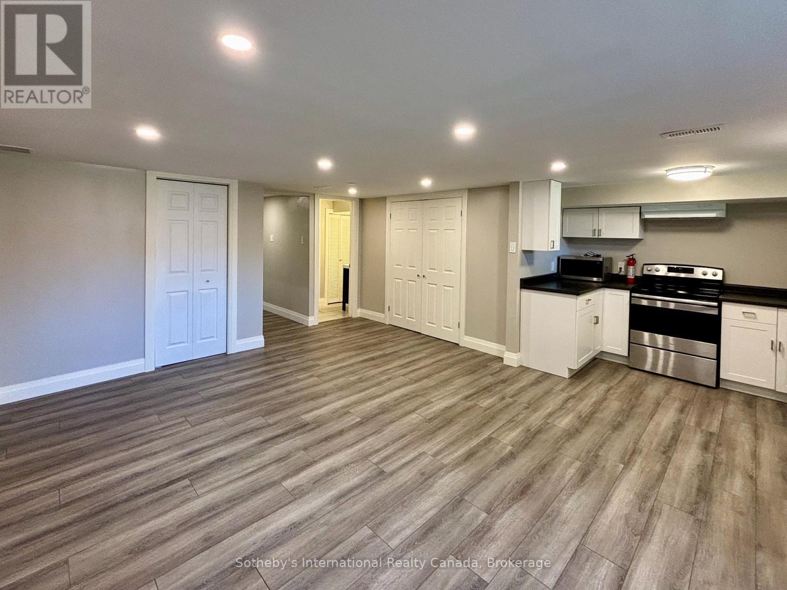 2 - 55 Courtice Crescent, Collingwood, ON - Indoor