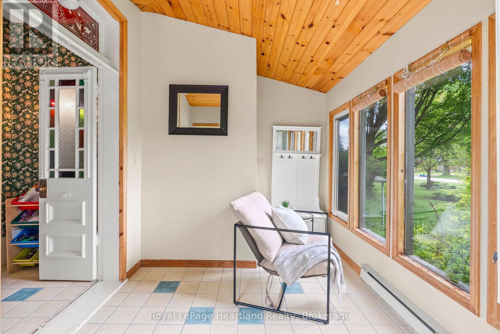 1047 Gibson Street, Howick, ON - Indoor Photo Showing Other Room