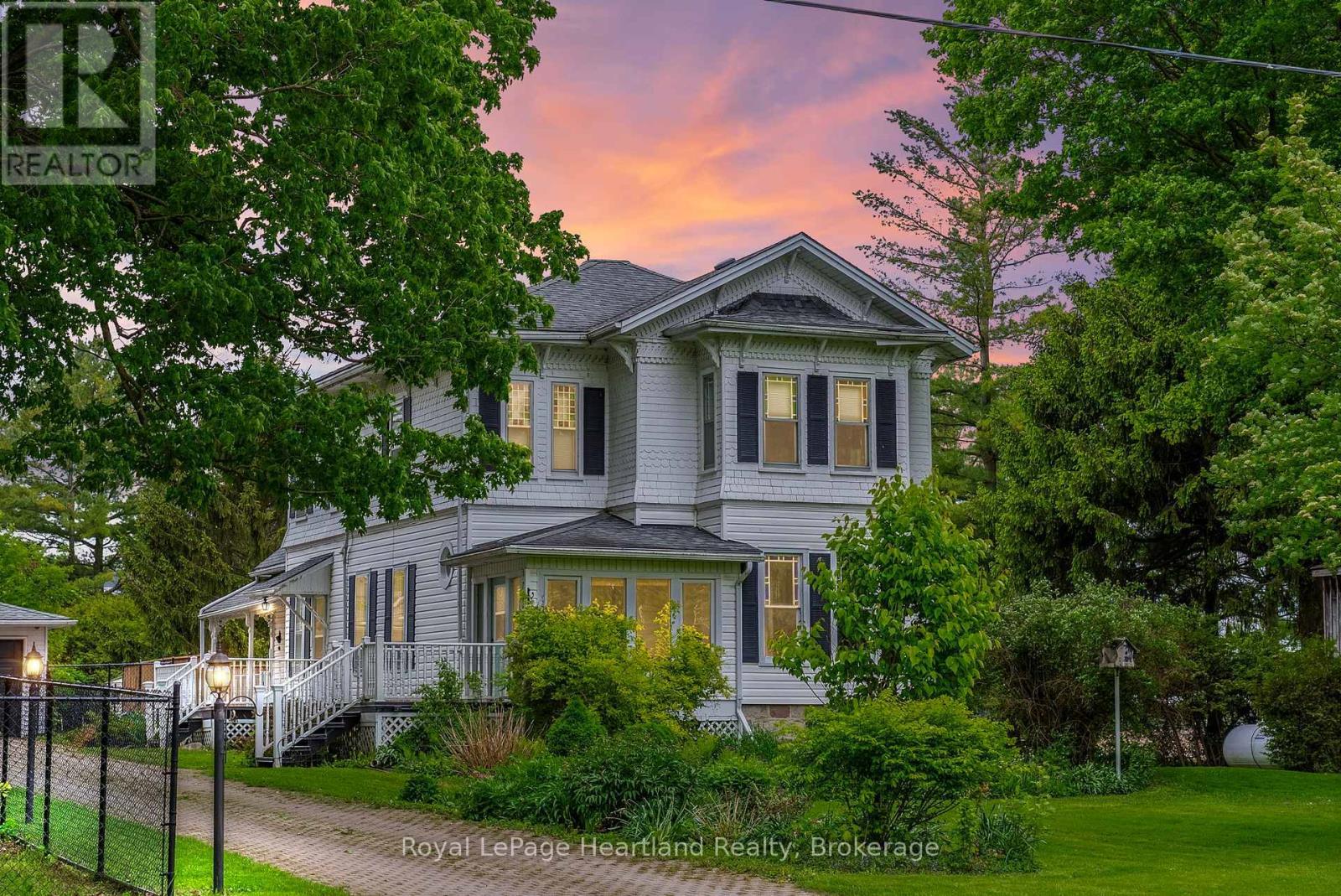 1047 Gibson Street, Howick, ON - Outdoor