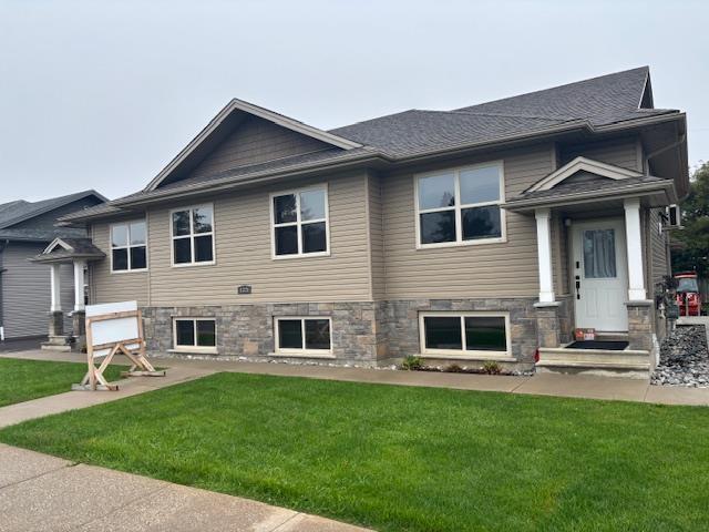 1325 James Street S, Thunder Bay, ON - Outdoor