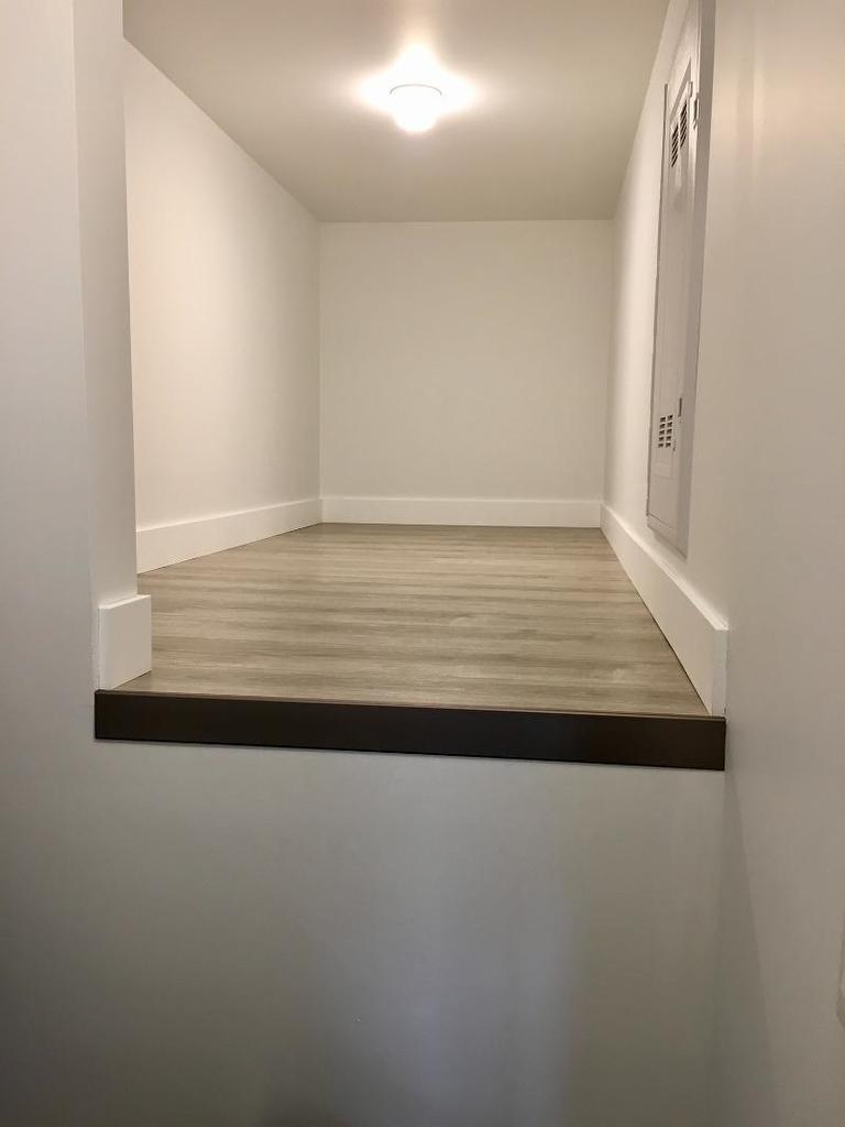 1325 James Street S, Thunder Bay, ON - Indoor Photo Showing Other Room