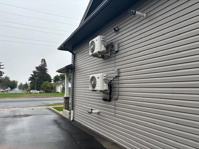 1333 James Street S, Thunder Bay, ON - Outdoor