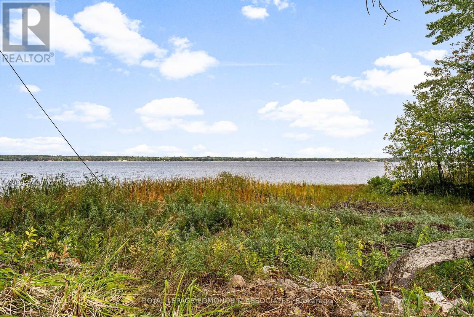 1095 Mountainview Drive, Laurentian Valley, ON - Outdoor With Body Of Water With View