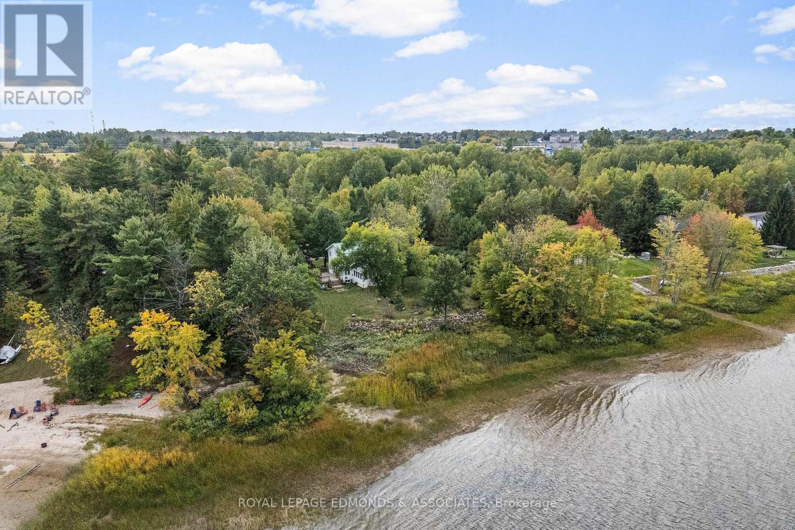 1095 Mountainview Drive, Laurentian Valley, ON - Outdoor With View