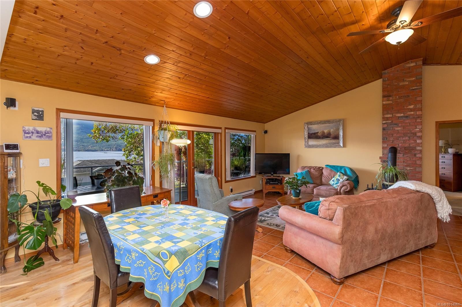 10662 Alder Cres, Youbou, BC