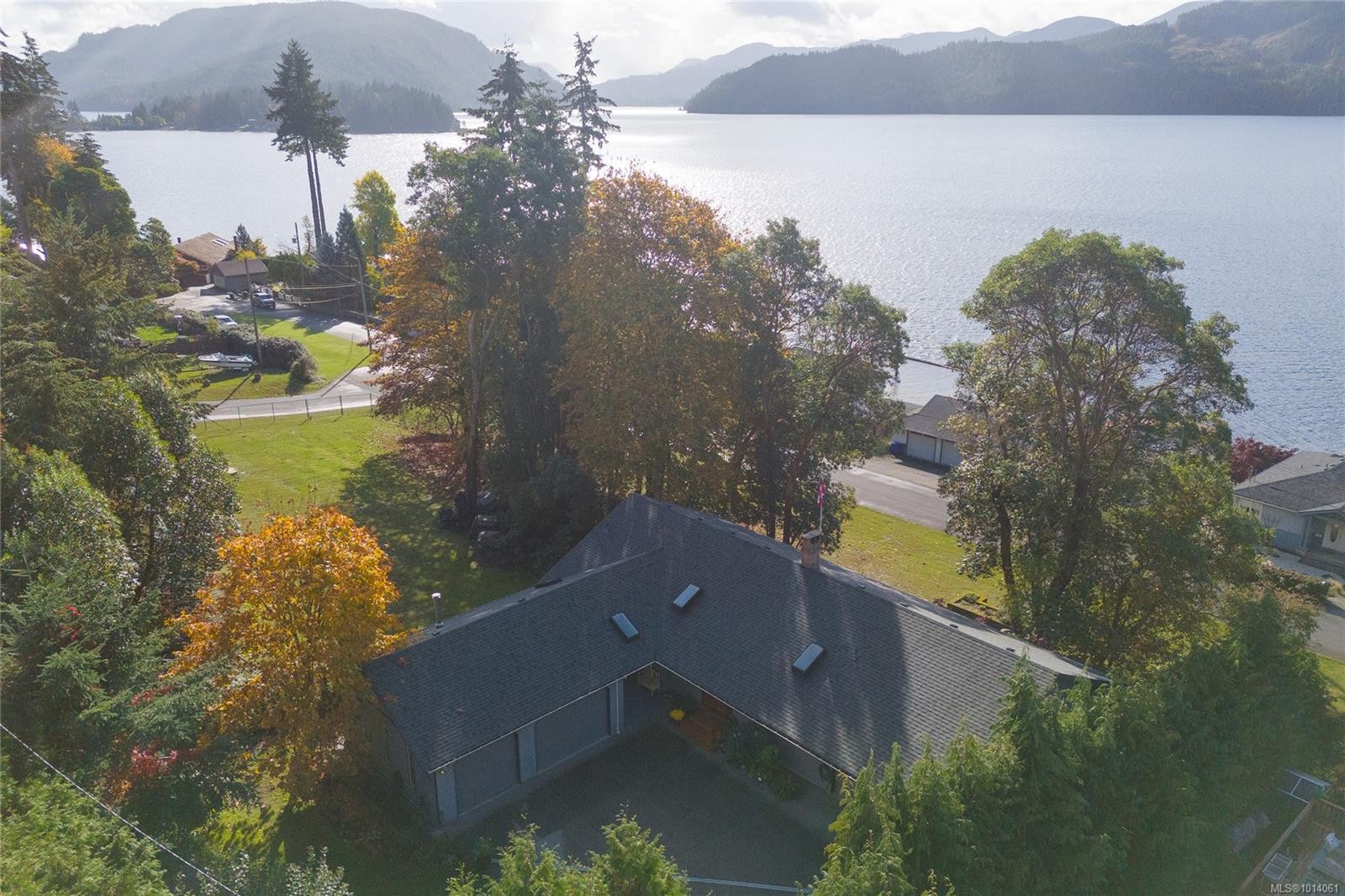 10662 Alder Cres, Youbou, BC