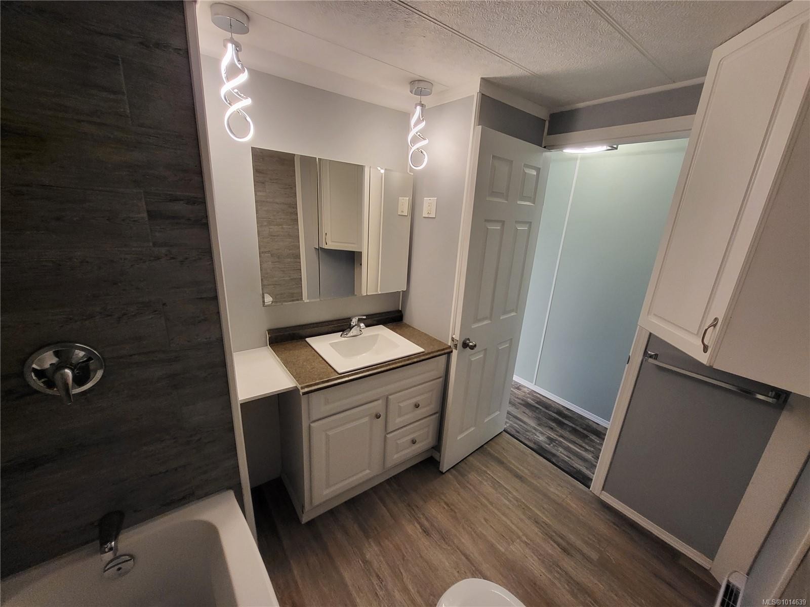 74-5250 Beaver Harbour Rd, Port Hardy, BC