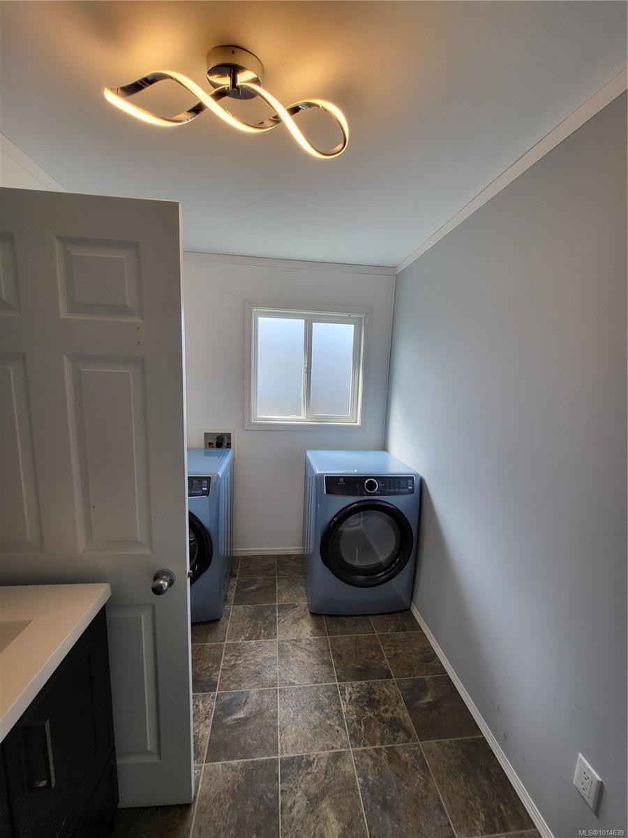 74-5250 Beaver Harbour Rd, Port Hardy, BC