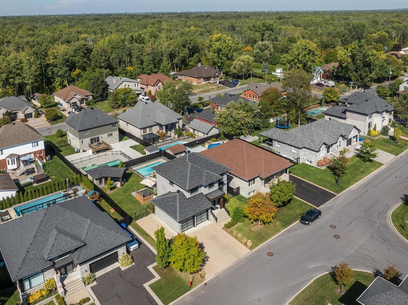 Overall view - 3901 Rue Dugué, Longueuil (Saint-Hubert), QC - Outdoor With View