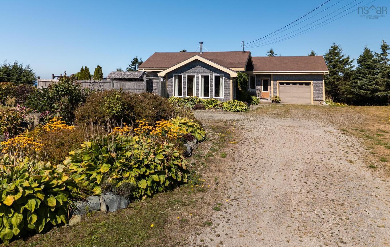 40 Country Lane, Lower West Pubnico, NS