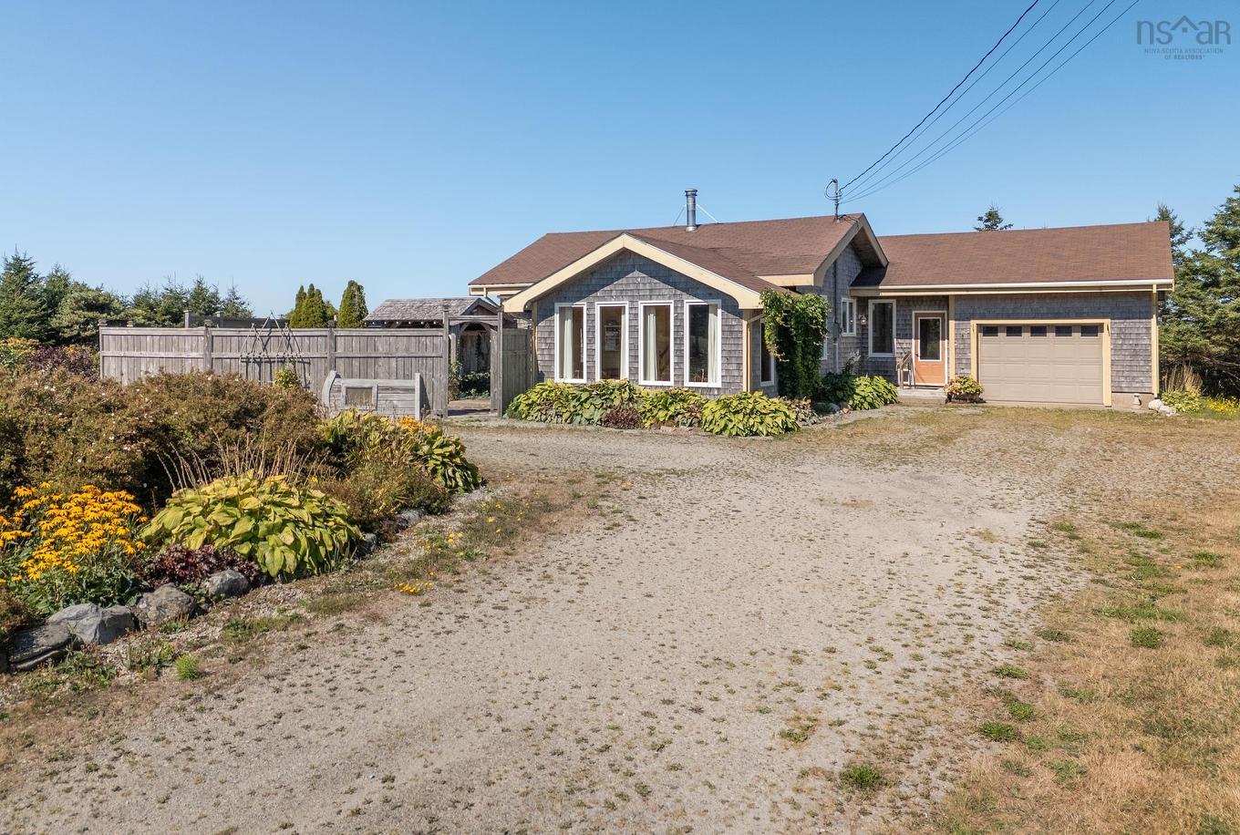 40 Country Lane, Lower West Pubnico, NS