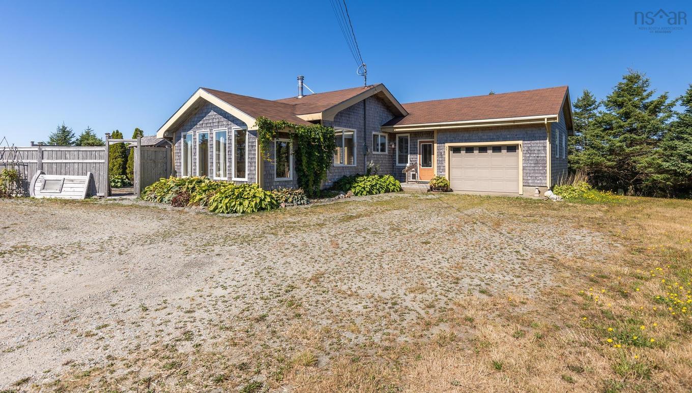 40 Country Lane, Lower West Pubnico, NS