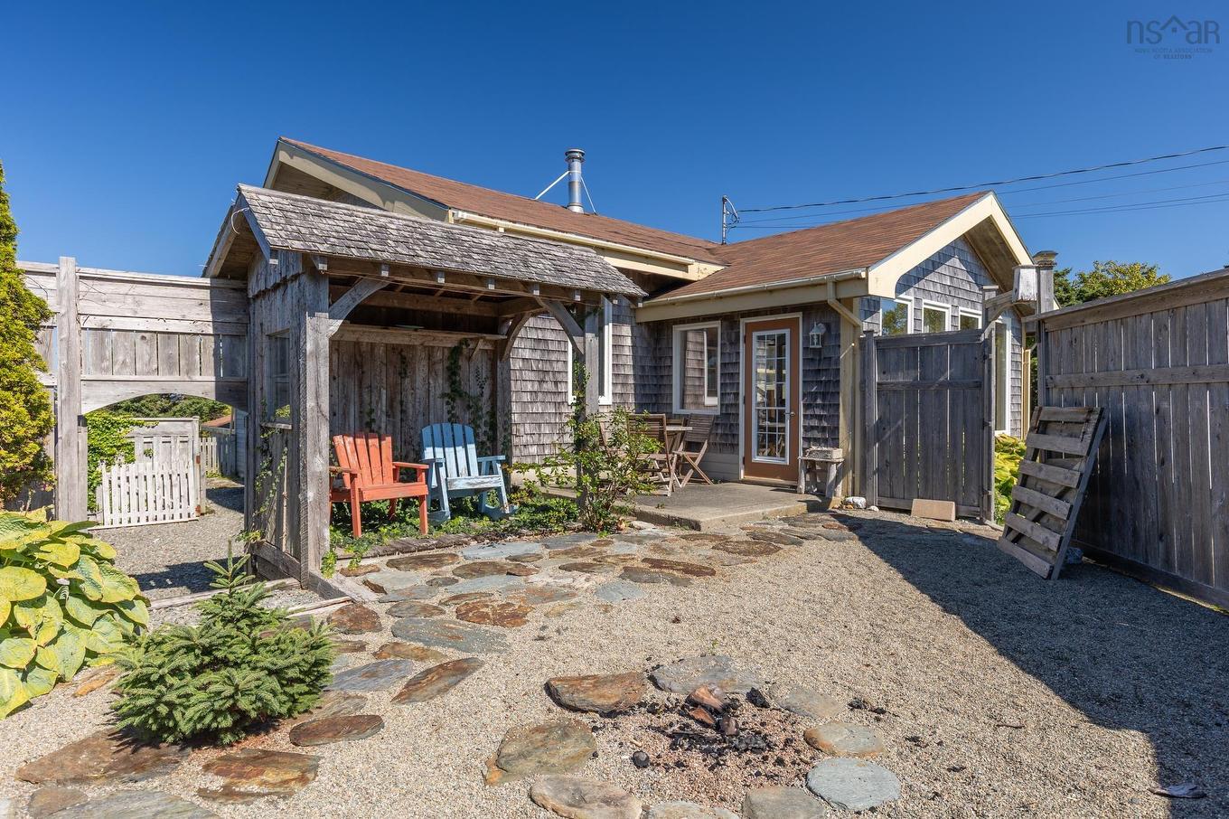 40 Country Lane, Lower West Pubnico, NS