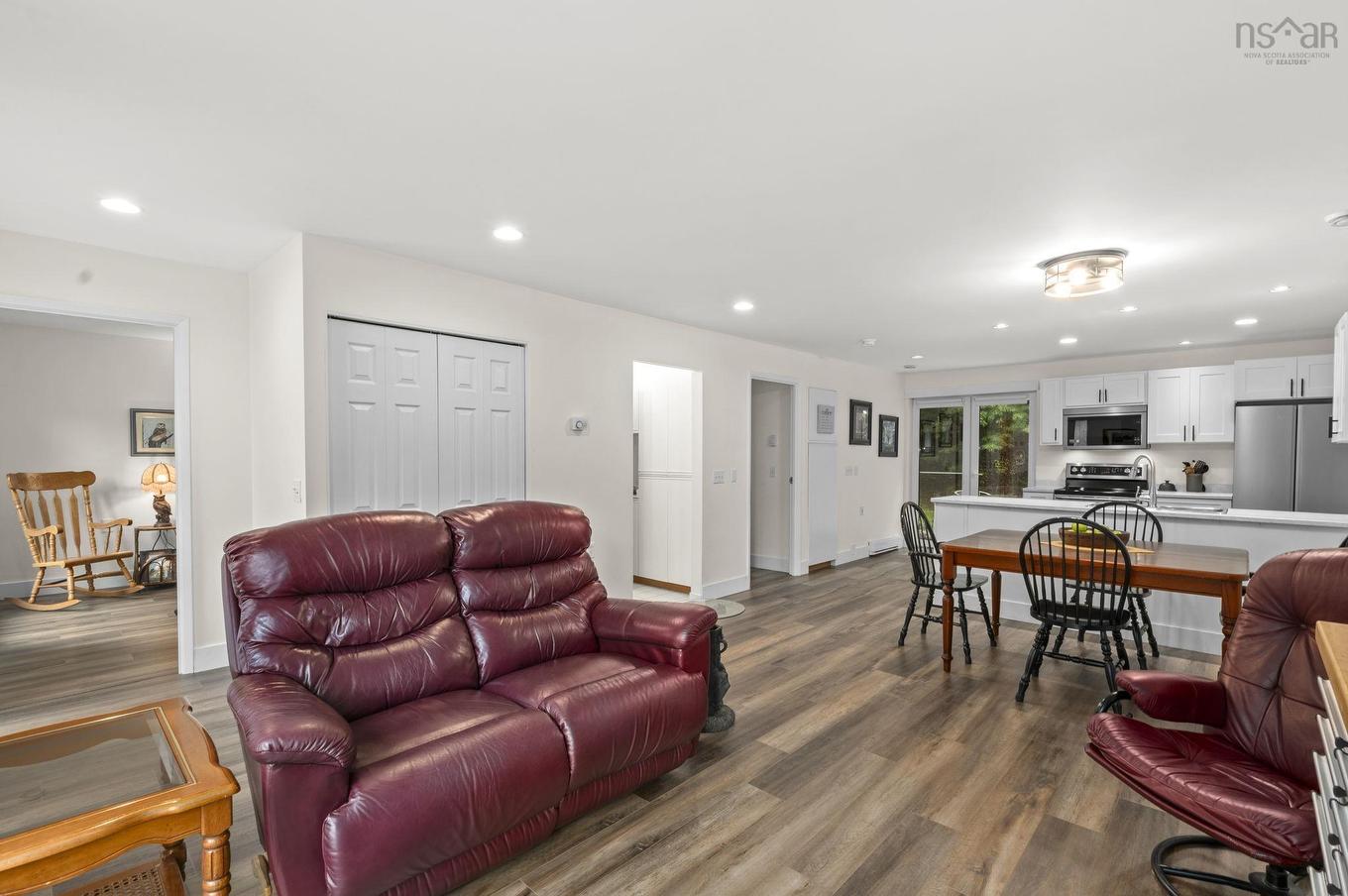 31-33 Birch Grove, Upper Tantallon, NS