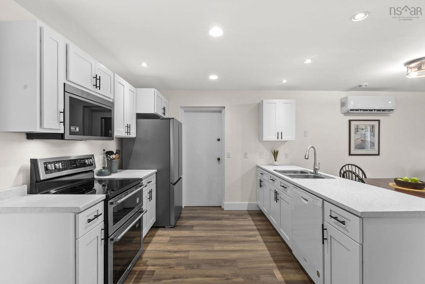 31-33 Birch Grove, Upper Tantallon, NS