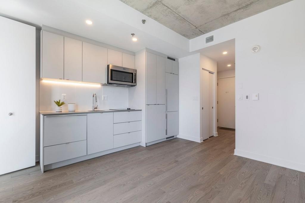 Kitchen - 310-2660 Rue Ontario E., Montréal (Ville-Marie), QC - Indoor Photo Showing Kitchen