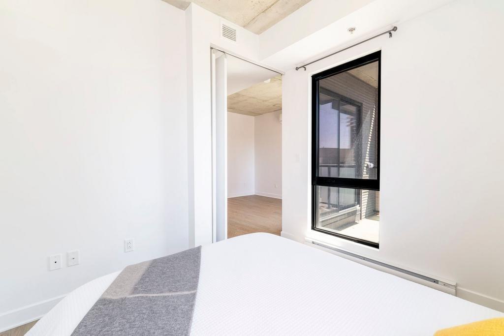 Bedroom - 310-2660 Rue Ontario E., Montréal (Ville-Marie), QC - Indoor Photo Showing Other Room