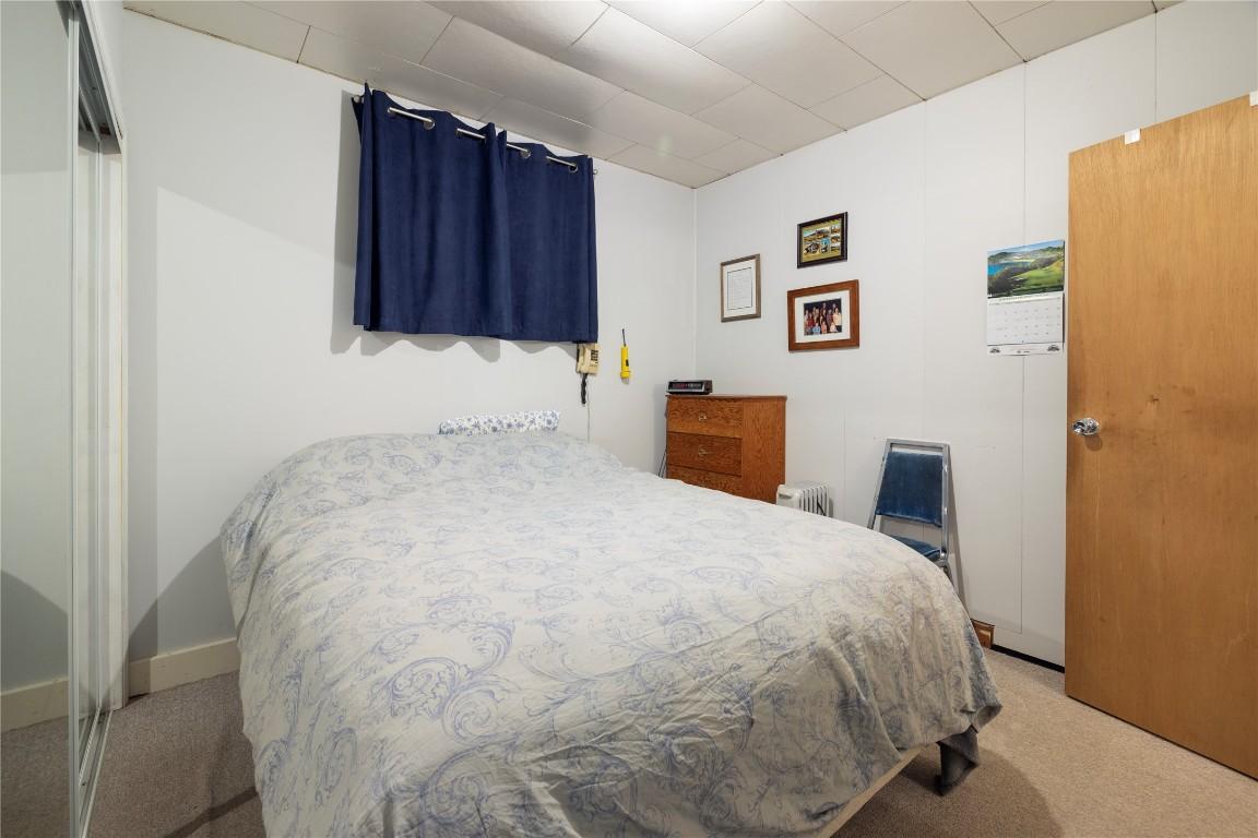 1440 Trinity Valley Road, Lumby, BC - Indoor Photo Showing Bedroom