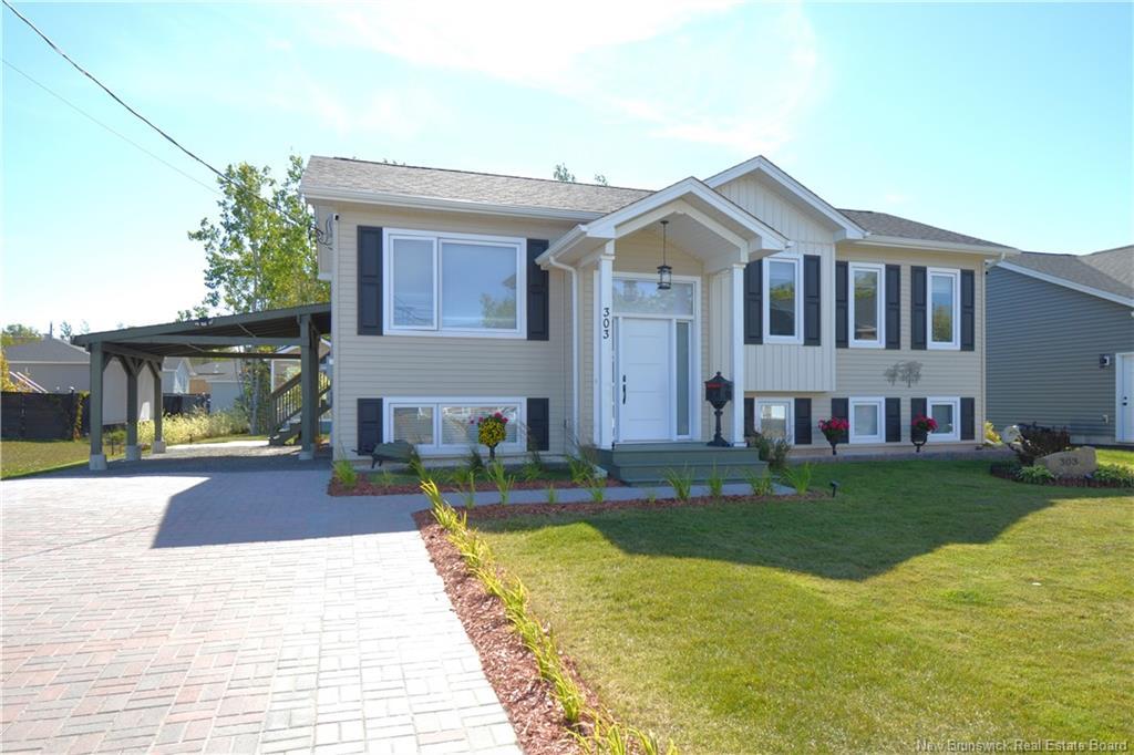 303 Chatellerault, Shediac, NB