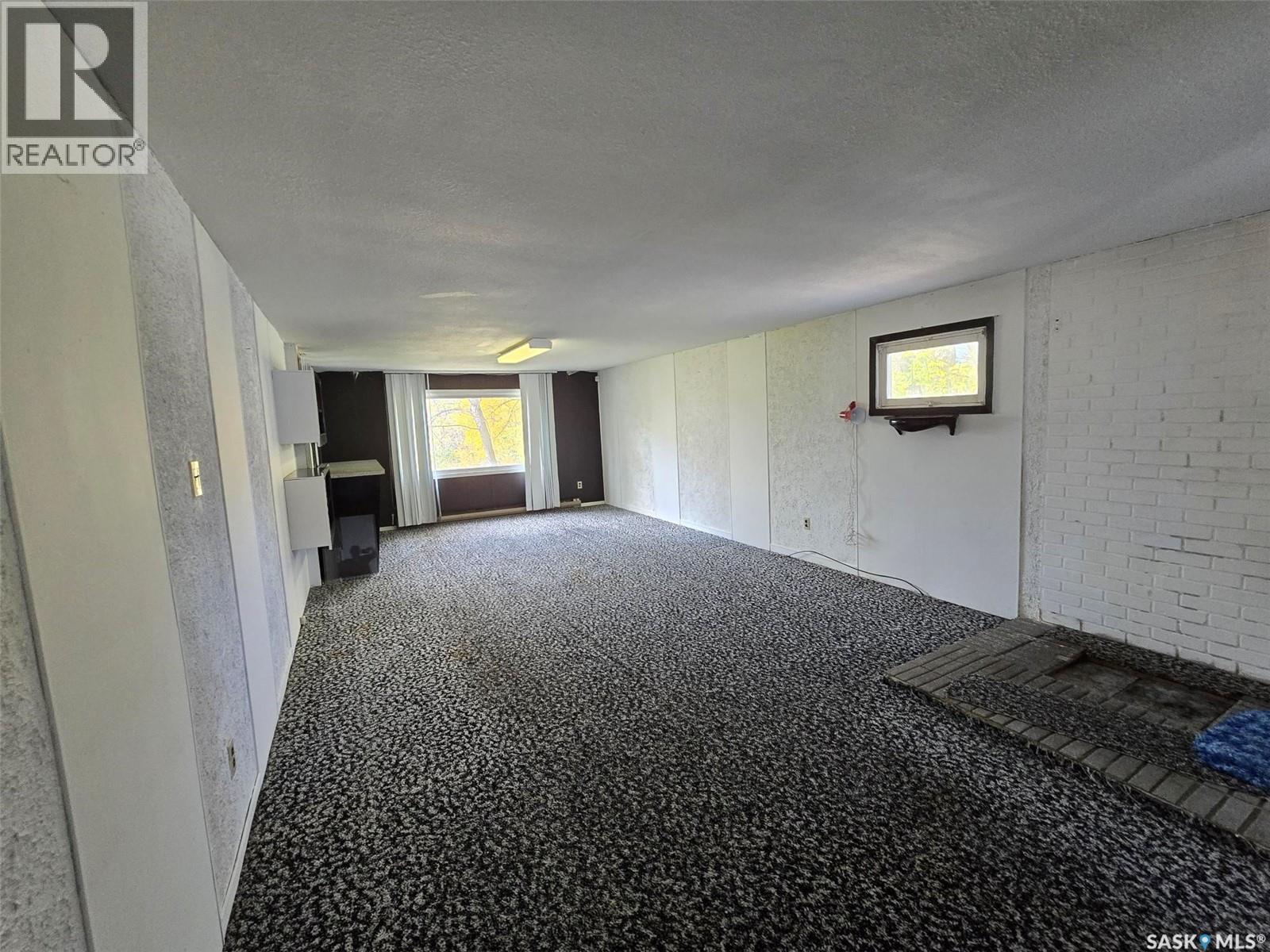 914 Pacific Street, Grenfell, SK - Indoor Photo Showing Other Room