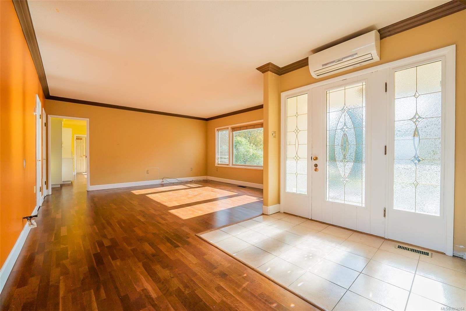 441 Memorial Ave, Qualicum Beach, BC