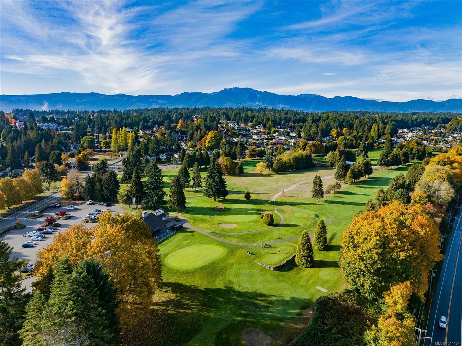 441 Memorial Ave, Qualicum Beach, BC