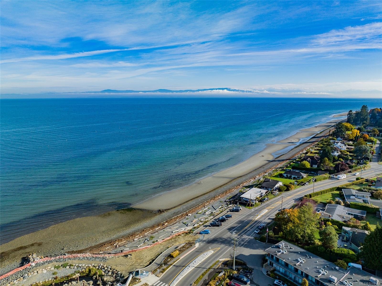 441 Memorial Ave, Qualicum Beach, BC
