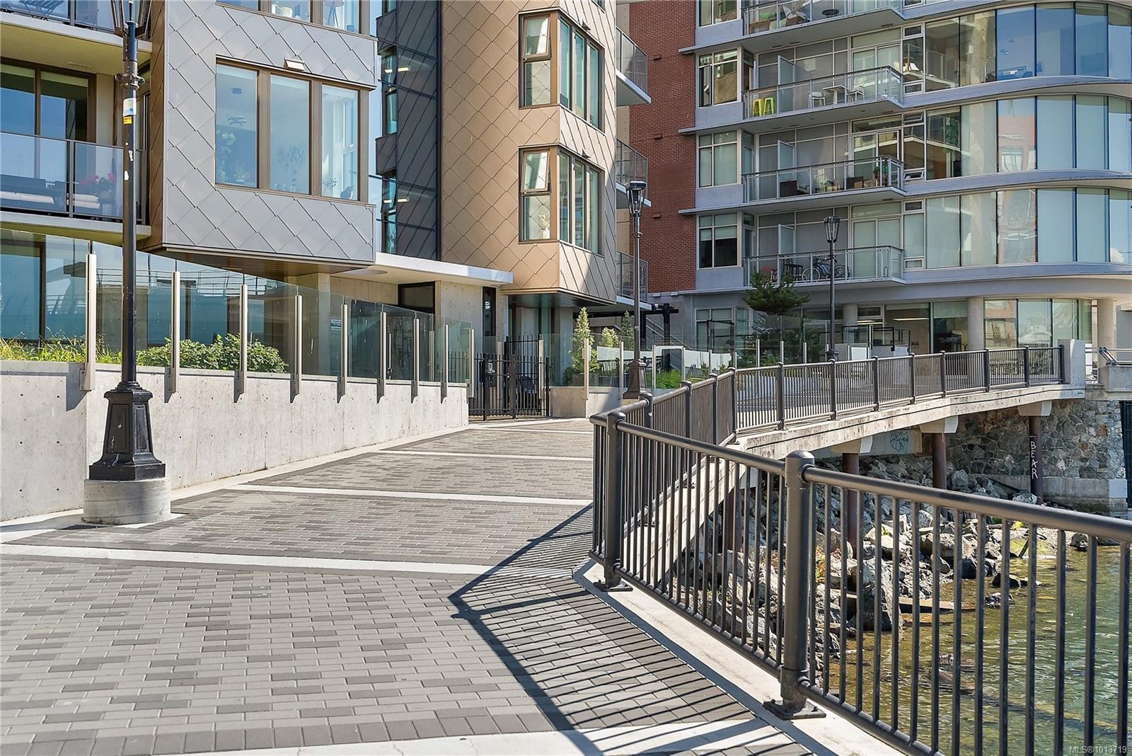 716-1628 Store St, Victoria, BC - Outdoor