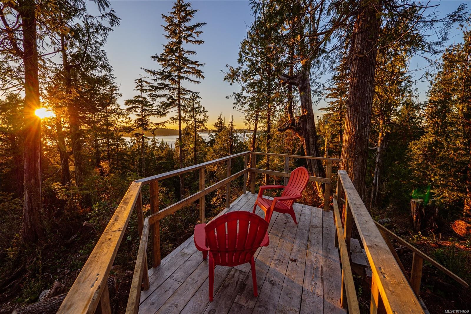 340 Tonquin Park Rd, Tofino, BC