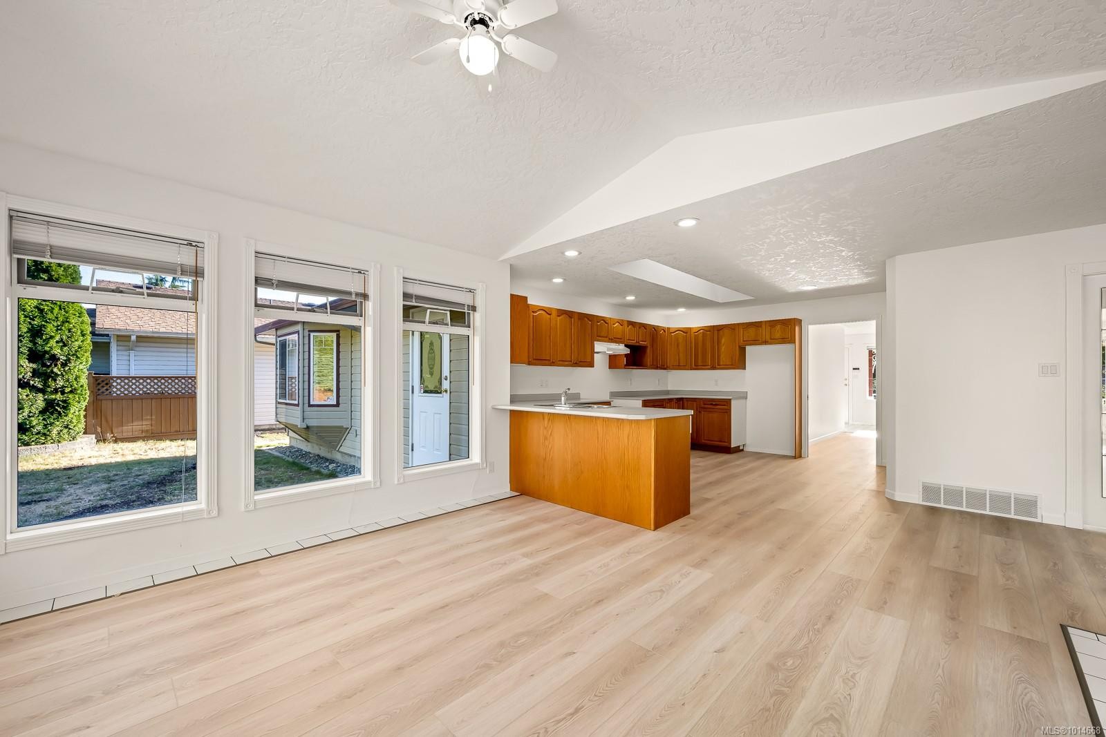 1582 Mallard Dr, Courtenay, BC