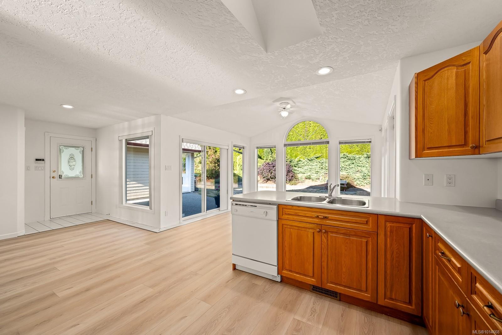 1582 Mallard Dr, Courtenay, BC