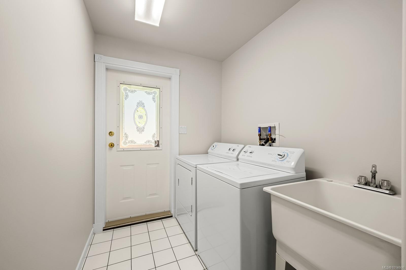 1582 Mallard Dr, Courtenay, BC