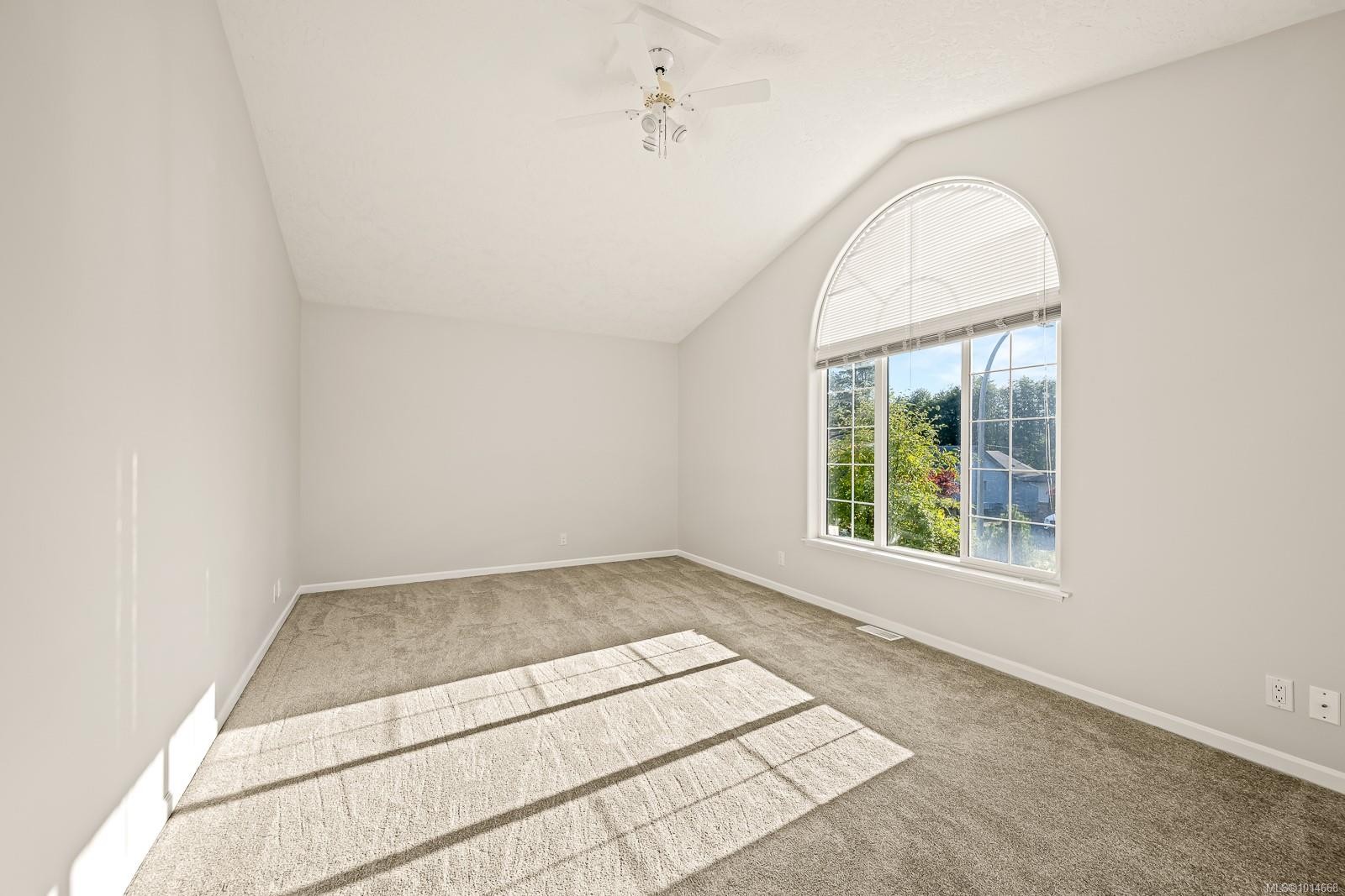 1582 Mallard Dr, Courtenay, BC