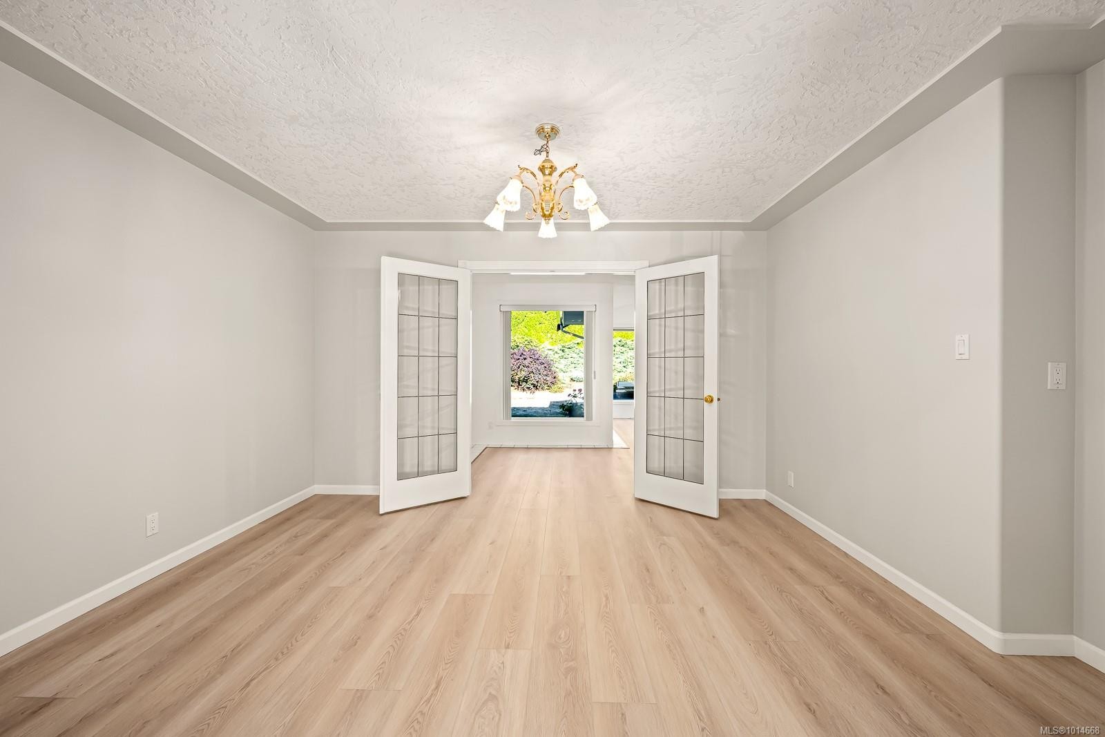 1582 Mallard Dr, Courtenay, BC