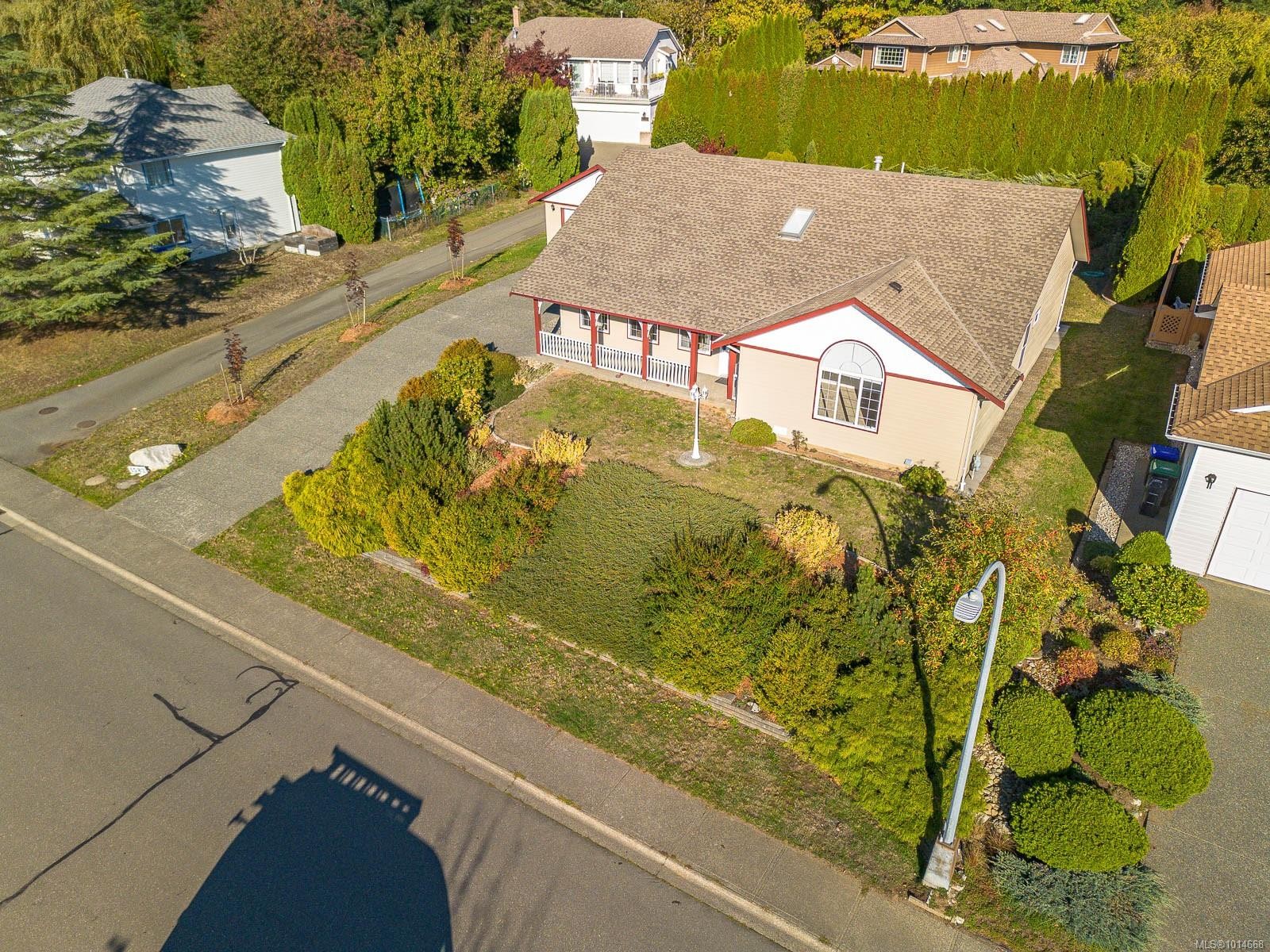 1582 Mallard Dr, Courtenay, BC