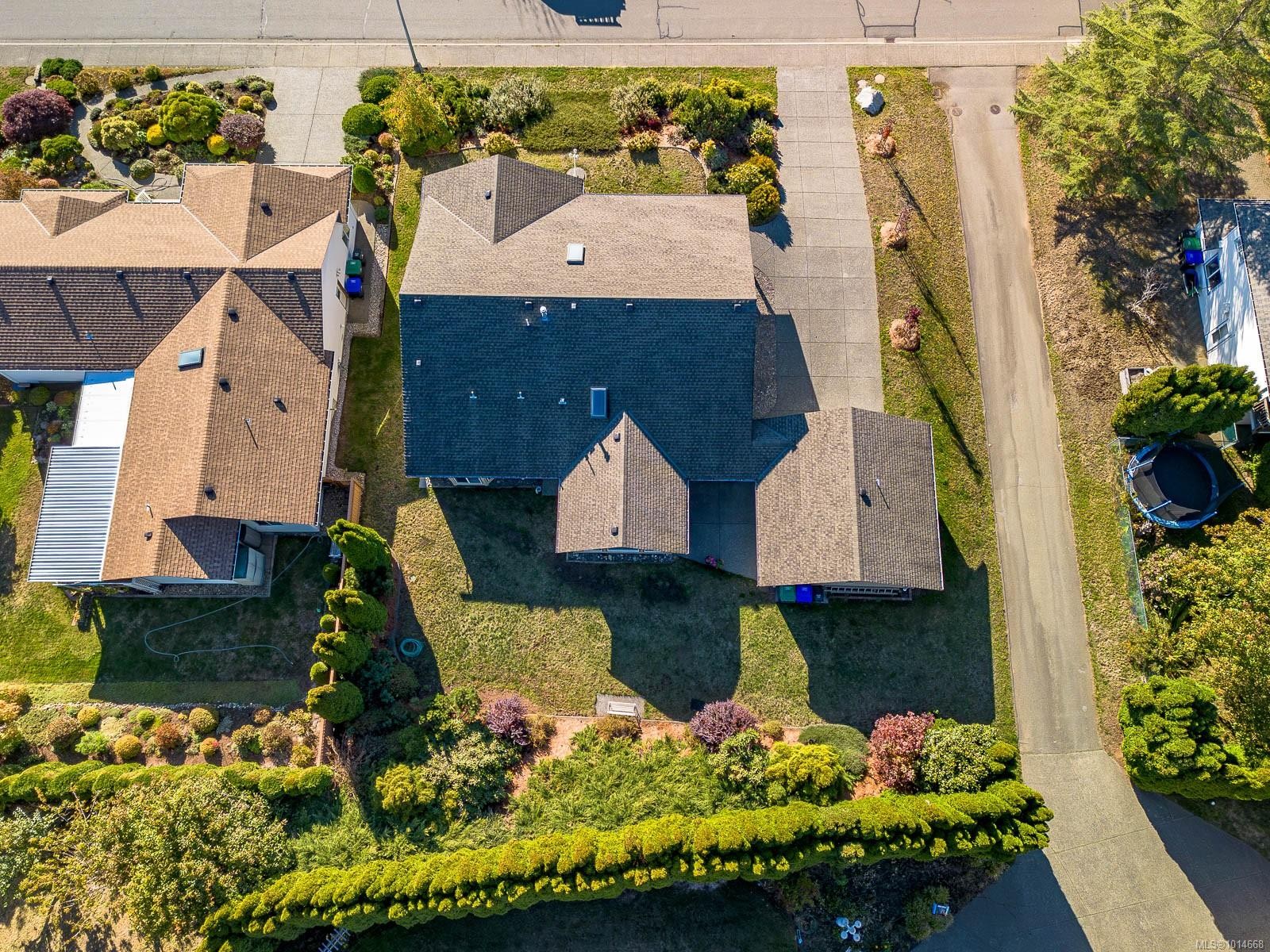 1582 Mallard Dr, Courtenay, BC