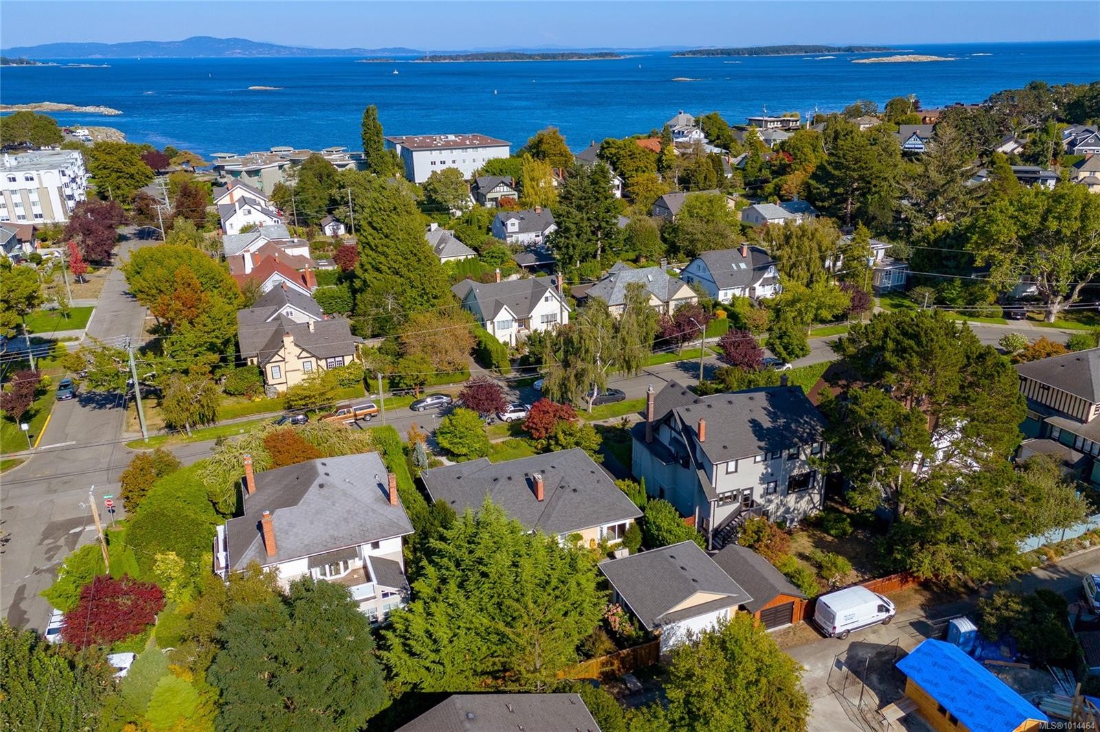 1082 Newport Ave, Oak Bay, BC