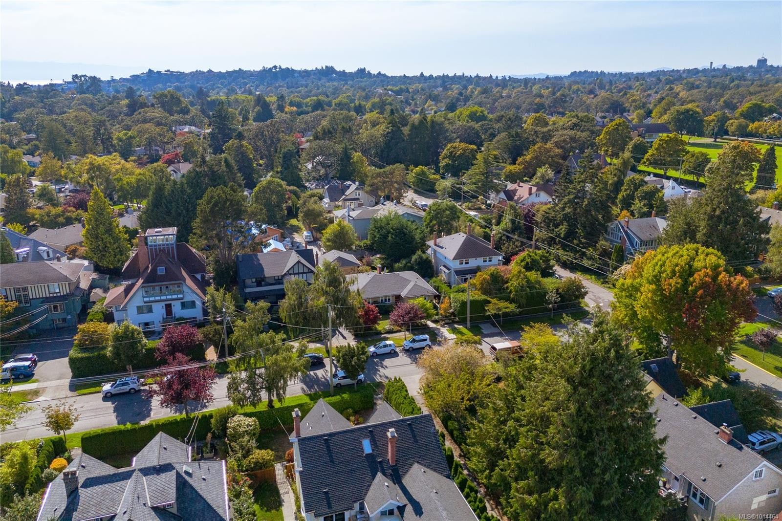 1082 Newport Ave, Oak Bay, BC