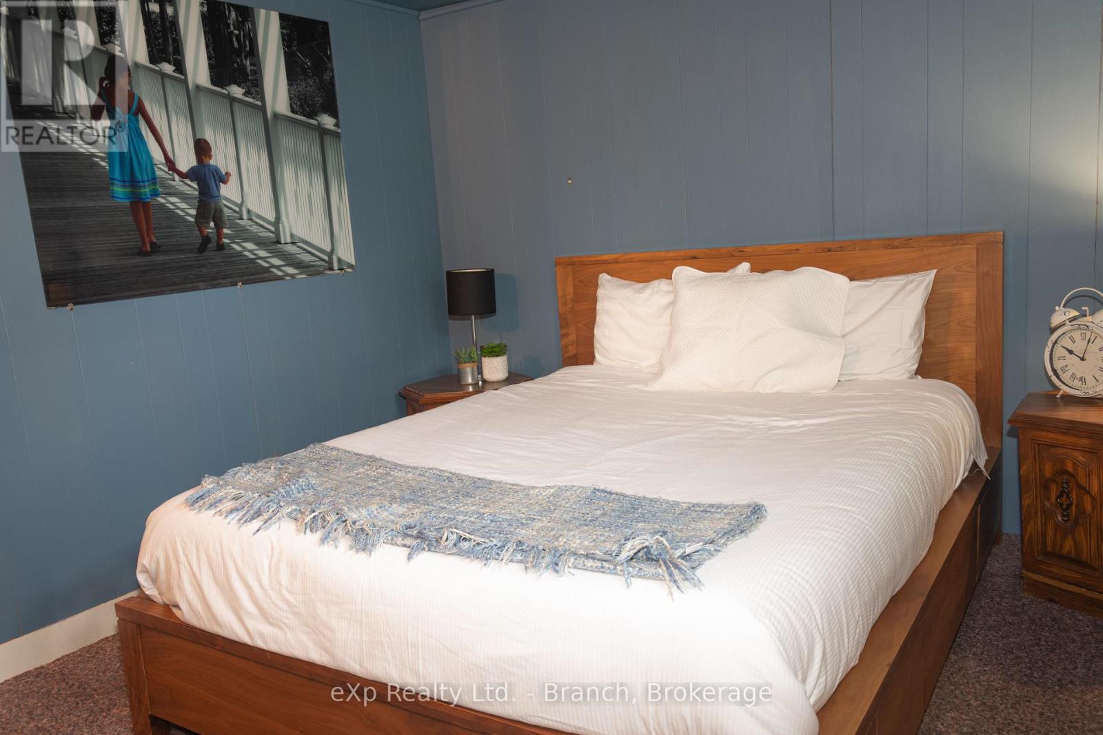 54 Sixth Street, Smooth Rock Falls (Srf), ON - Indoor Photo Showing Bedroom