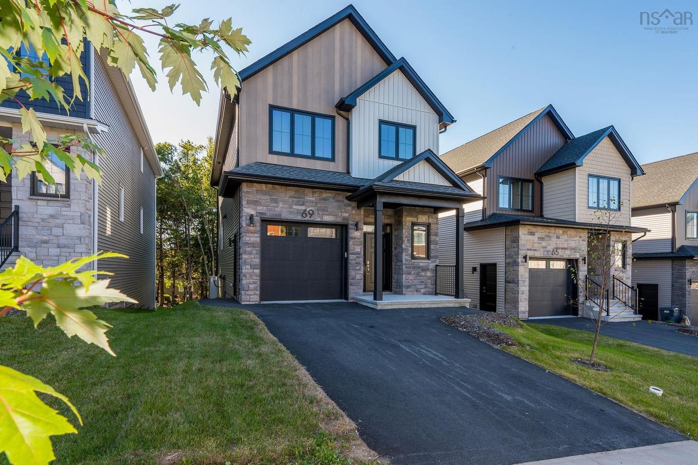 Pc32 69 Pearlgarden Close, Dartmouth, NS