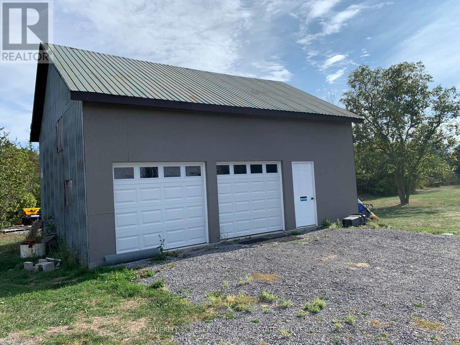 1714 County Rd 9, Greater Napanee (Greater Napanee), ON - Outdoor With Exterior