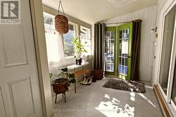 Bright East Facing Entry / Mud Room with closet -